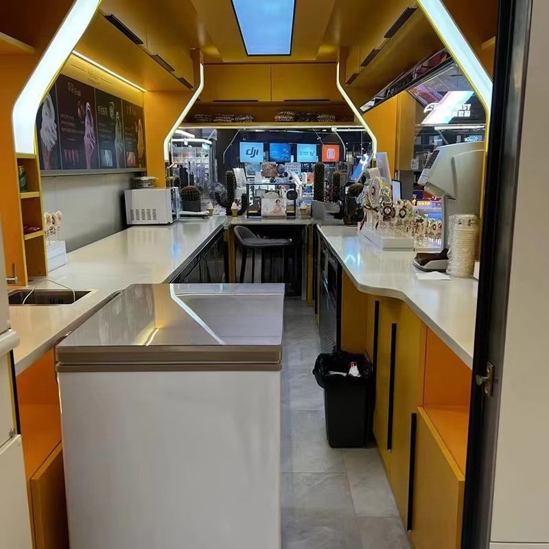 Fast Food Truck with Snack Mac - Food Snacks Chips recension och pris